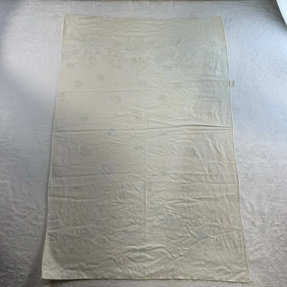 Vintage Dundee Flannel Receiving Blanket Sleeping‎ Baby Bunnies Design Cotton